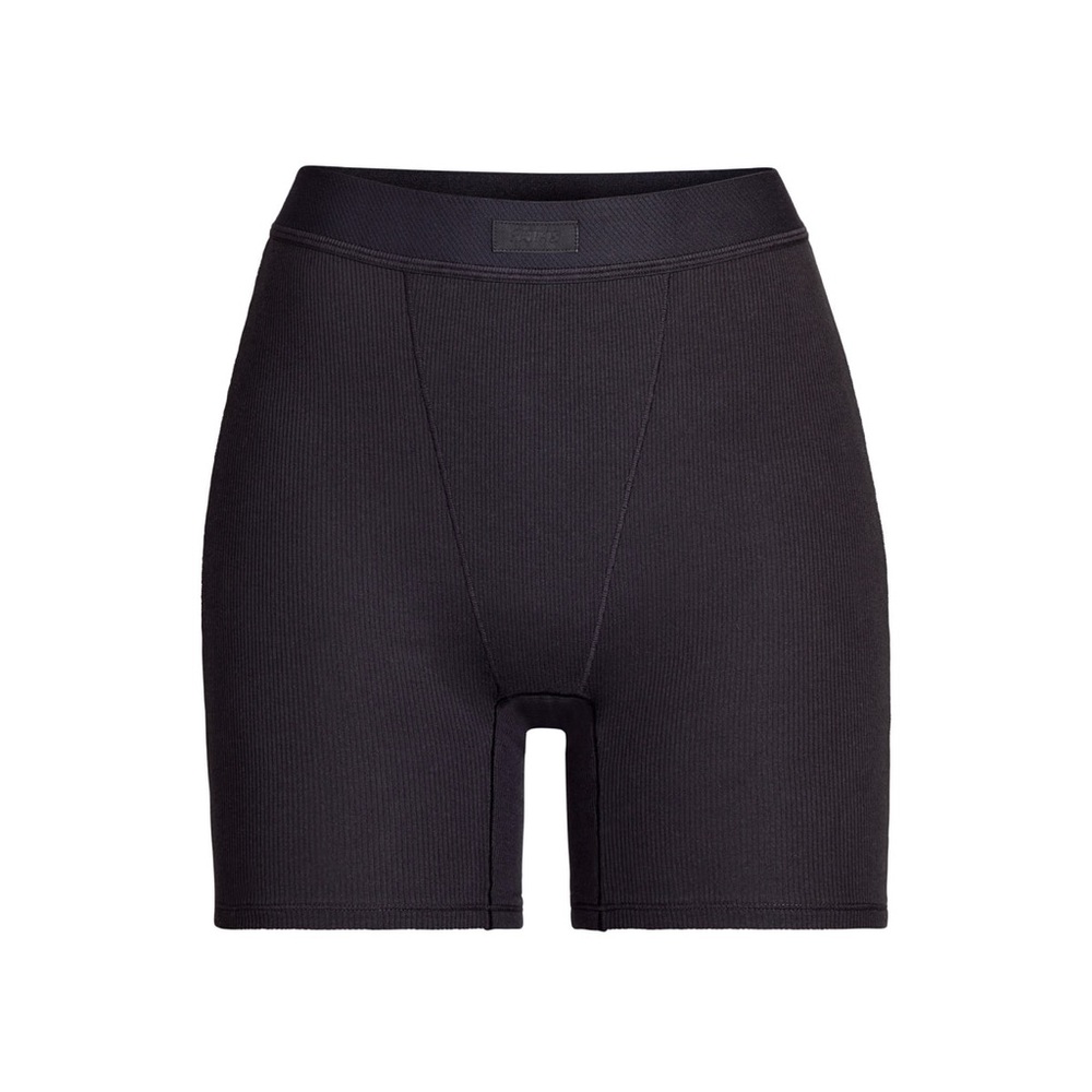 Skims shorts size XL